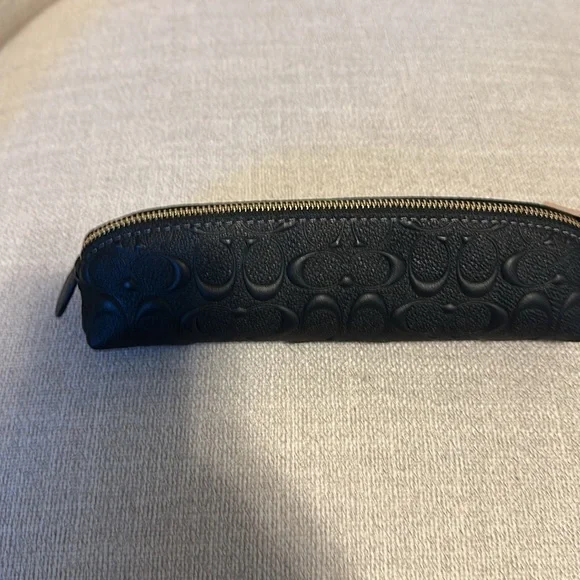 NWOT Coach Black Leather Accessory Pouch - Picture 2 of 7